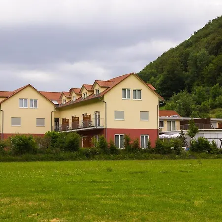 Restaurant Talblick ホテル